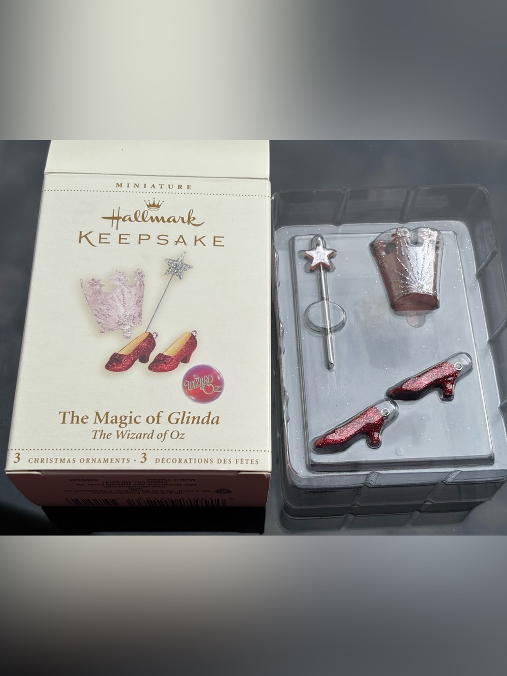 Hallmark 2006 Wizard of Oz The Magic of Glinda Miniature Ornament Set of 3